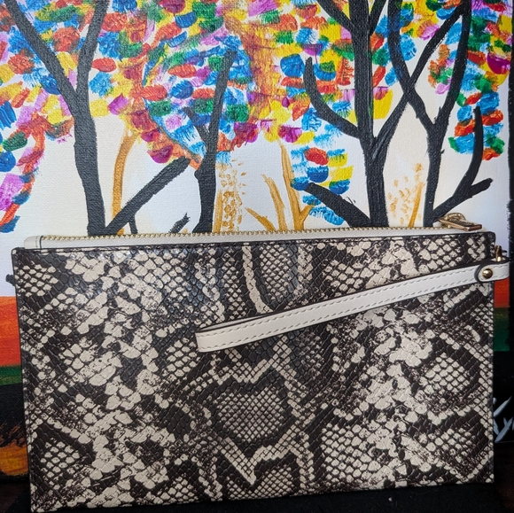 Michael Kors Black and Cream Snake Print Wristlet - Picture 2 of 3